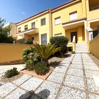 Ribassato villa multipiano con ascensore interno