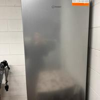 Frigorifero combinato Indesit