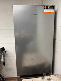 Frigorifero combinato Indesit