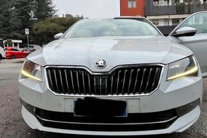 Skoda superb2.0 laurin & klement