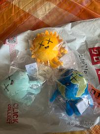 Set 3 peluche  KAWS x Uniqlo