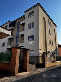 2 LOCALI A PAVIA