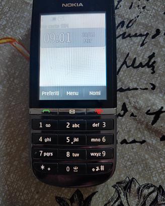 Nokia Asha 300 telefono thouc