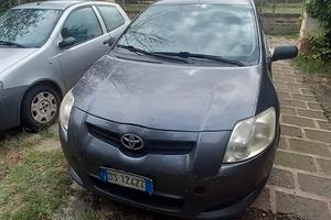 TOYOTA Auris - 2009