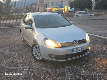 Volkswagen Golf 1.6 TDI DPF DSG 5p. Highline