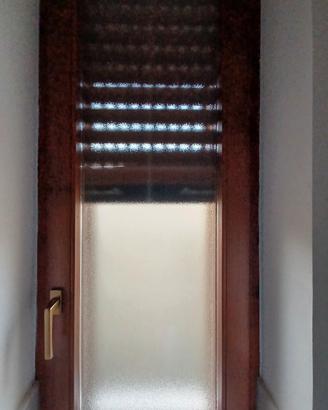 finestra in legno
