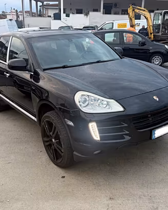Porsche Cayenne 3.0 Diesel Garanzia 12 Mesi