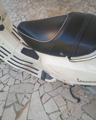 Piaggio Vespa 50 S  4t