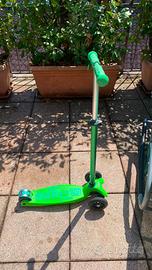 Monopattino Micro Maxi Deluxe Verde