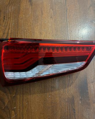 Fanale posteriore sinistro Audi A1 Originale HELLA