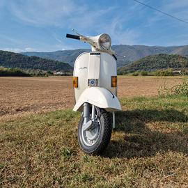 Vespa P125X restauro totale