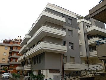 Appartamento con ampio terrazzo