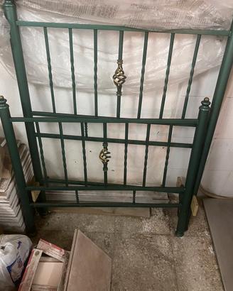 Letto in ferro battuto artigianale