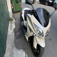 Yamaha T Max - 2011