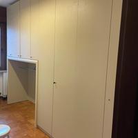 Armadio in legno 9 ante