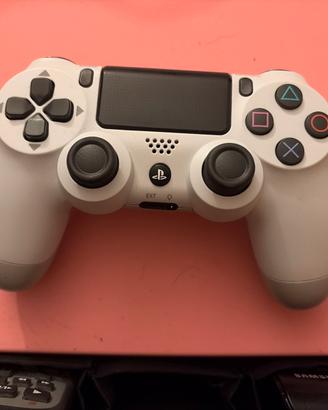 Controller ps4 usato come nuovo