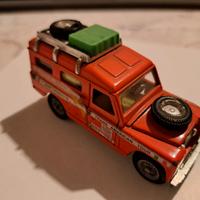Land Rover 109  Mebetoys  in scala 1/43