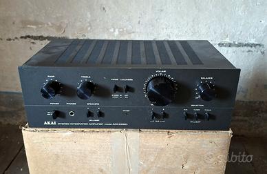 Amplificatore stereo integrato Akai AM-2250