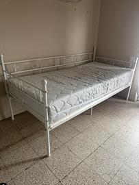 Letto metallo + materasso singolo