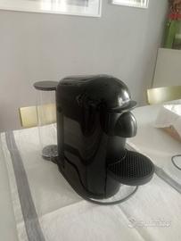 Macchina Nespresso Krups Vertuo Plus+ portacapsule