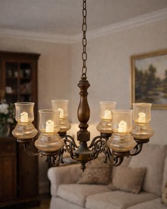 Elegante lampadario a 5 luci, realizzato in ottone