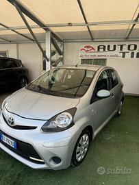 Toyota Aygo 1.0 12V VVT-i 5 porte Active Connect