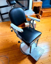 Poltrona da barbiere vintage