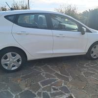 FORD FIESTA 1.5 TDCI ECO BLUE 5 P