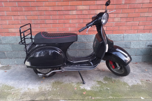 Vespa Piaggio PX 125 cc del 1980 vintage