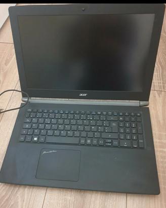 Acer v15 VN7 -592 per ricambi 