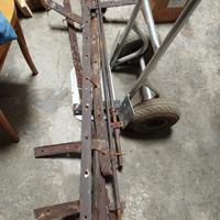 Ferramenta portone antica