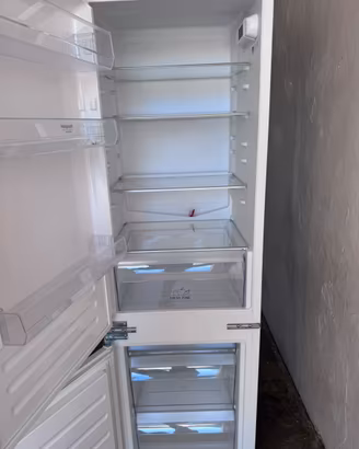 frigorifero ad incasso hotpoint