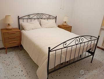 Letto matrimoniale in ferro