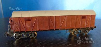 Kleinbahn H0. carro merci chiuso 4 assi delle OBB
