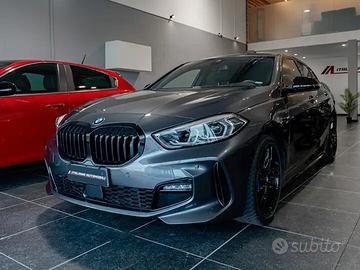 Bmw 118 118d 5p. Msport