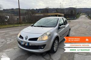 RENAULT Clio 3� serie 1.2 16V 5 porte