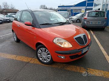 Lancia Ypsilon Momo Design 