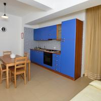 AMPIO MONOLOCALE con verandina a 5' dal mare