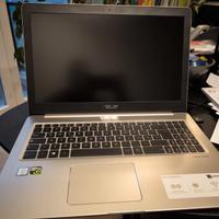 PC Portatile 17" ASUS 4K di Risoluzione Monitor