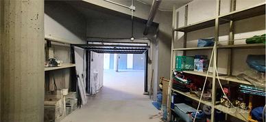 IL PINO, GARAGE DI 20 MQ
