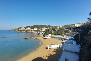 Castiglioncello, discesa mare, posto auto