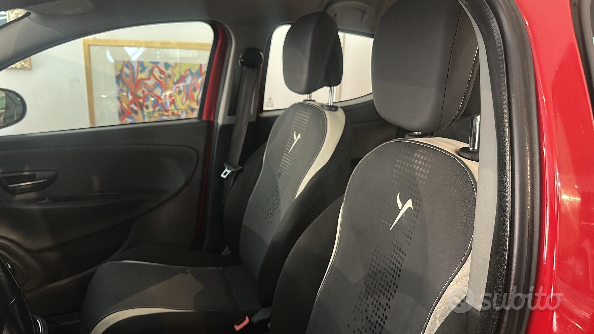 Lancia Ypsilon 2013 photo 3