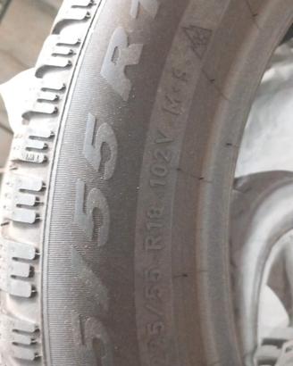 gomme 225/55/18