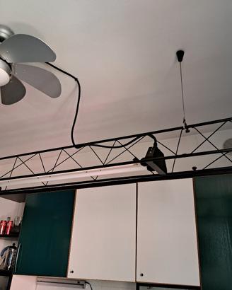 lampada sospesa Targetti con neon 