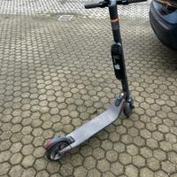 Monopattino elettrico Segway Ninebot