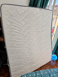 Materasso matrimoniale memory foam 160×190 - usato