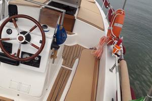 Gozzo vetroresina semiplanante