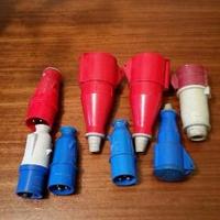 Prese e spine industriali varie 220-380 volt