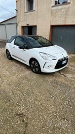 DS 3 1.6 HDi 90 cv So Chic del 2011