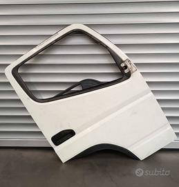 Porta anteriore destra FUSO Mitsubishi Canter